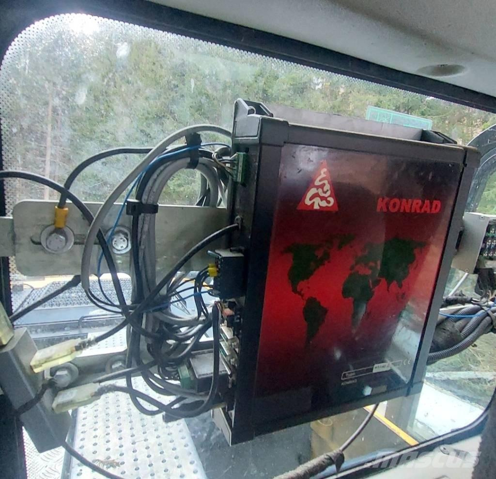 CAT M 322 D حفارات