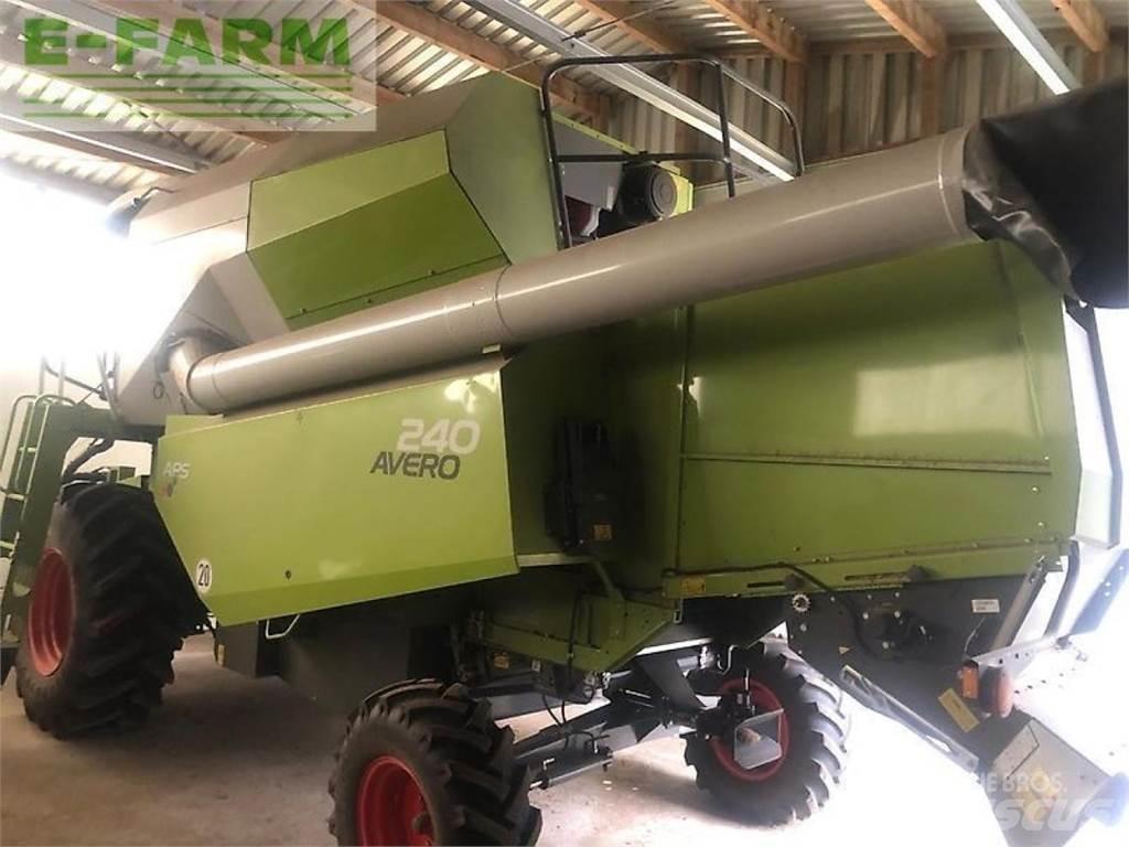 CLAAS avero 240 حصادات