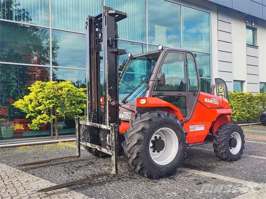 Manitou M26-4 شاحنات الطرق الوعرة