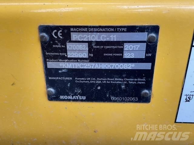 Komatsu PC210 حفارات زحافة