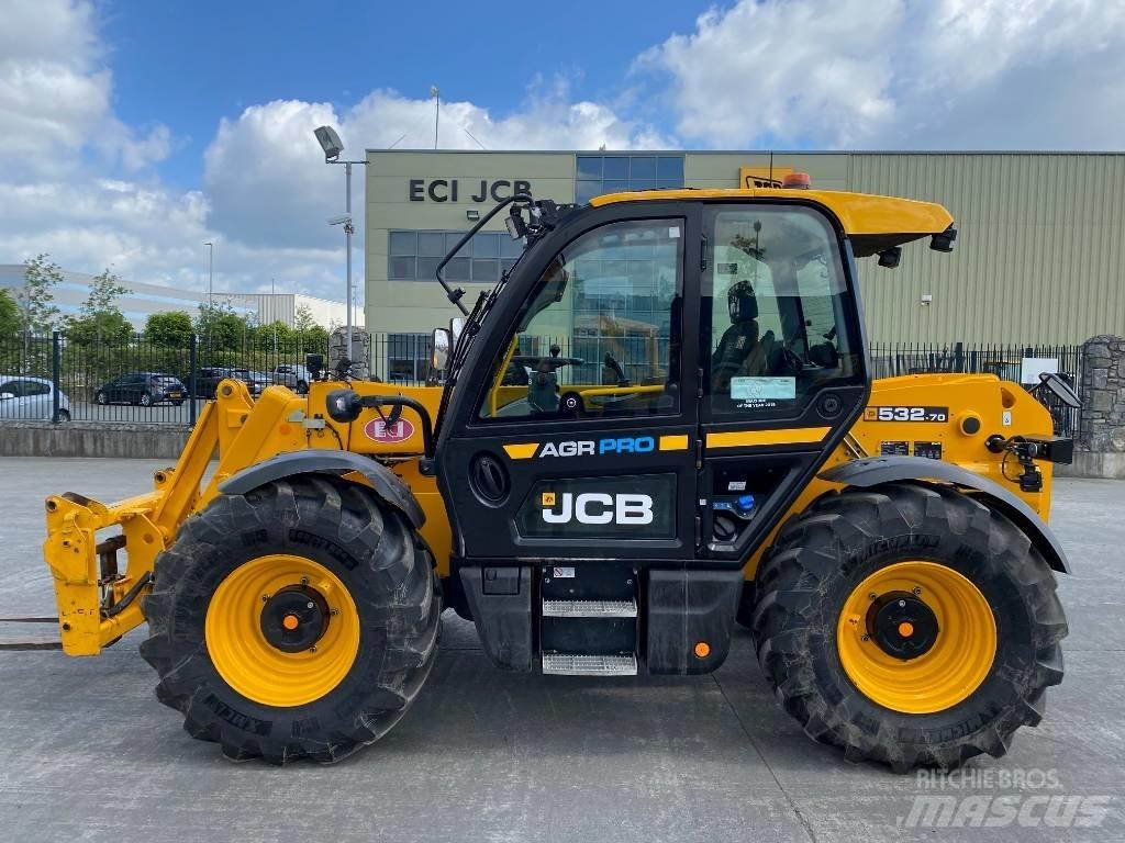 JCB 532-70 AGRI PRO معدات مناولة لأغراض الزراعة