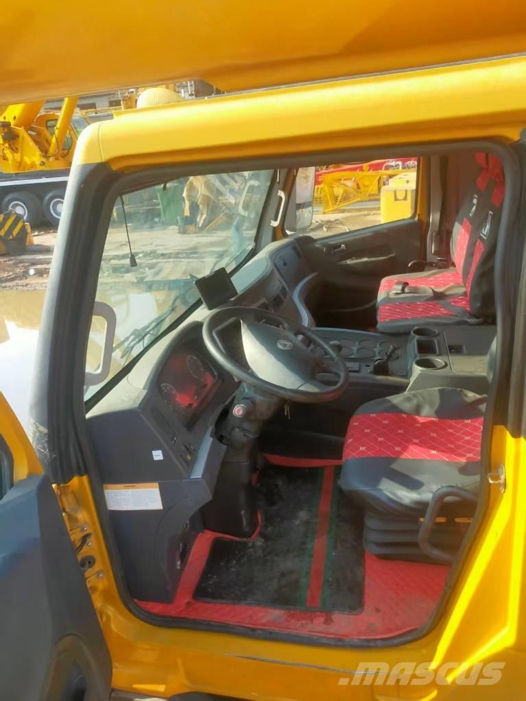 XCMG XCT 100 رافعات صالحة لكل أنواع الطرق