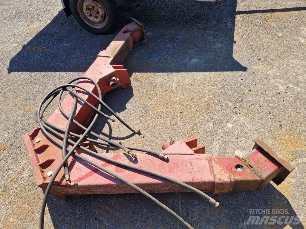 Patu 650 رافعات ولوادر