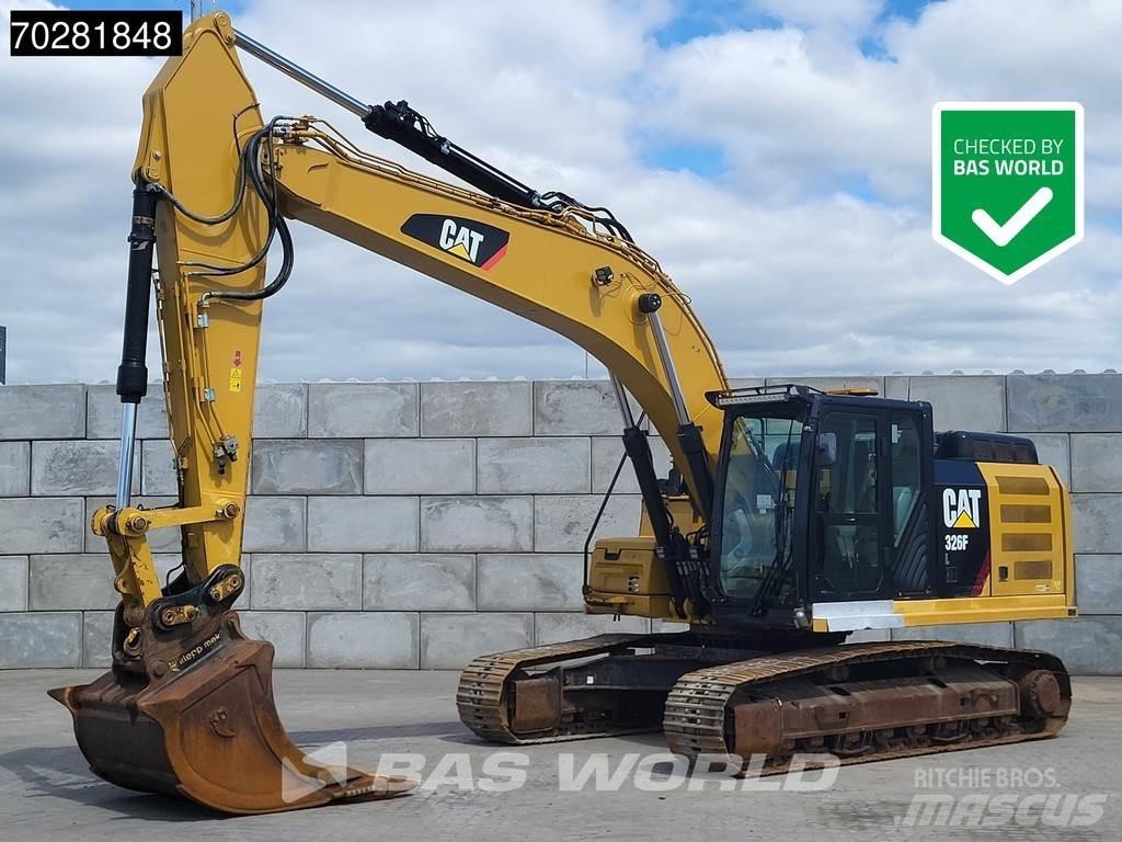 CAT 326 F L حفارات زحافة