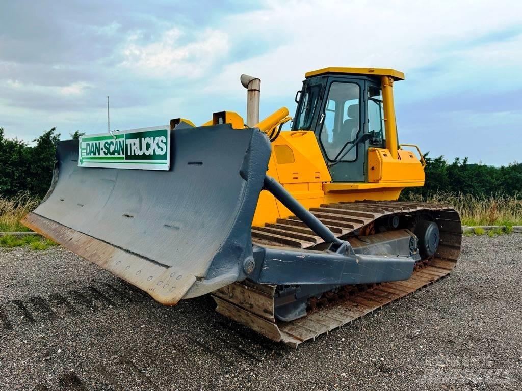 Komatsu D 65 PX-12 بلدوزرات مجنزرة