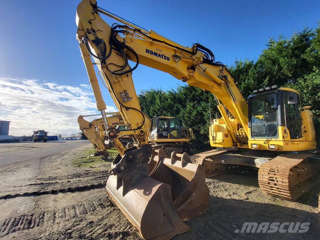 Komatsu PC228USLC-11 حفارات زحافة