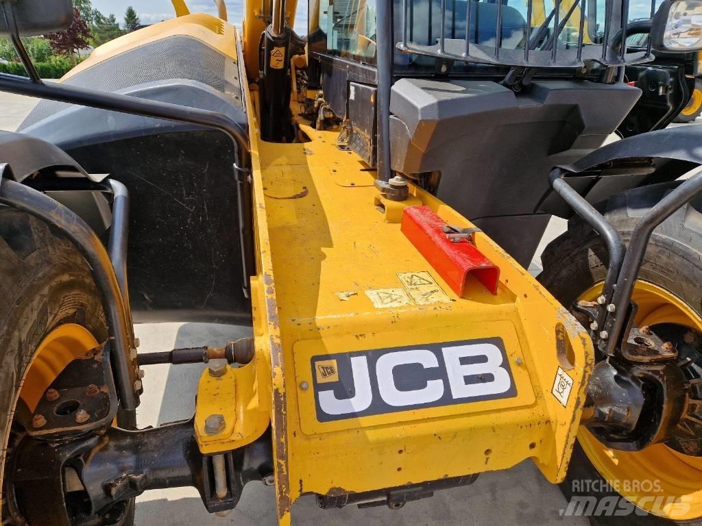 JCB 531-70, 732   P339 مناولات متداخلة