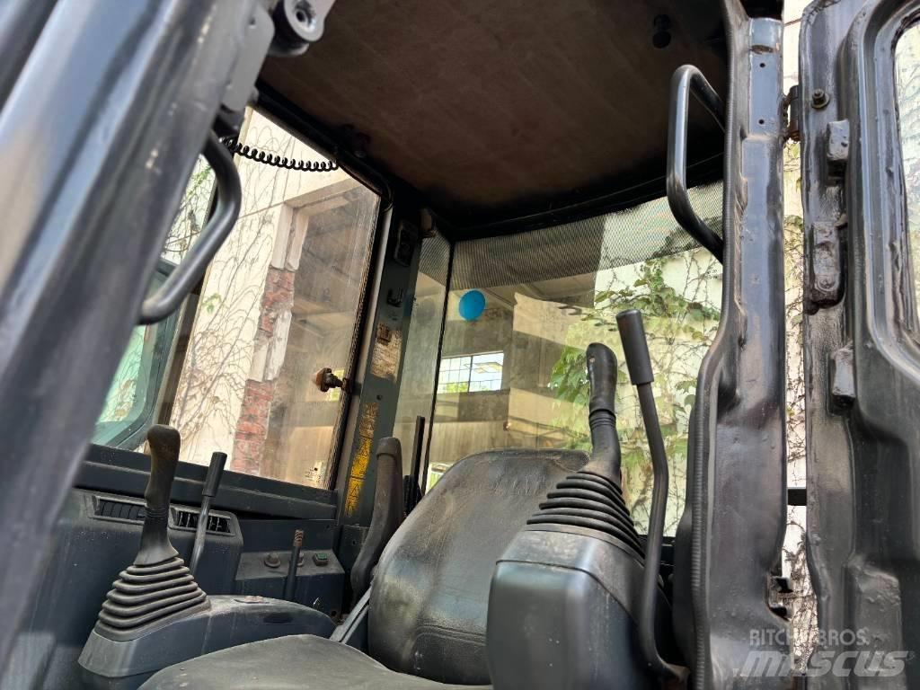 Komatsu PC35MR حفارات صغيرة أقل من 7 طن (حفارات صغيرة)