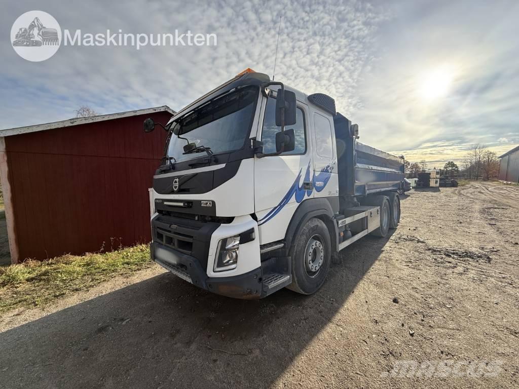 Volvo FM 6*4 شاحنات قلابة