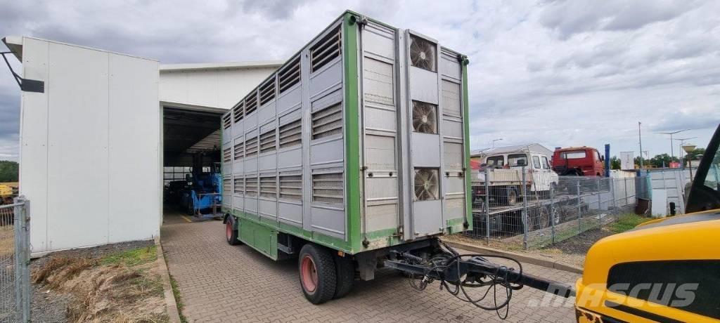 Finkl VA18 مقطورات نقل الحيوانات