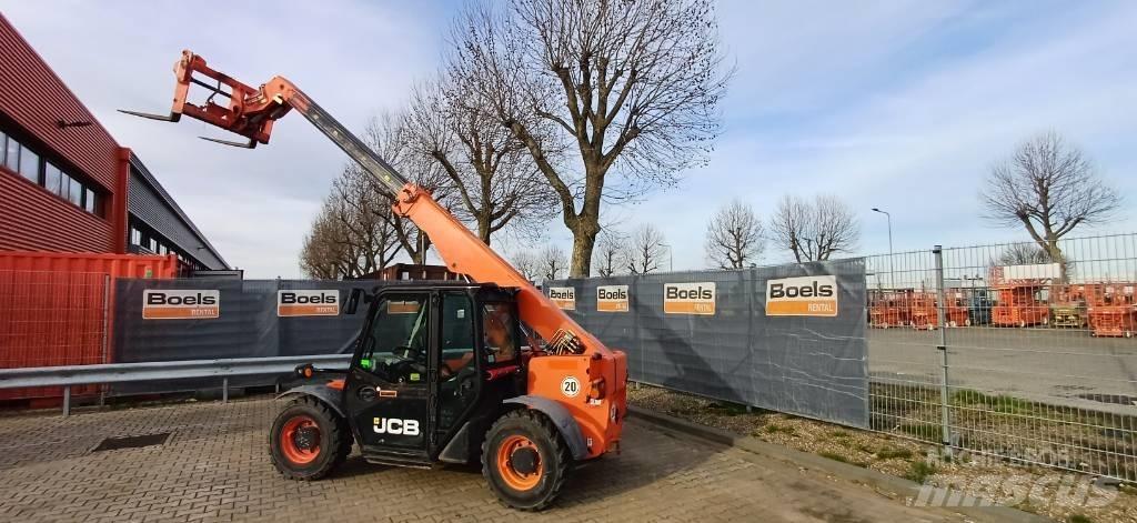 JCB 525-60 T4 F مناولات متداخلة