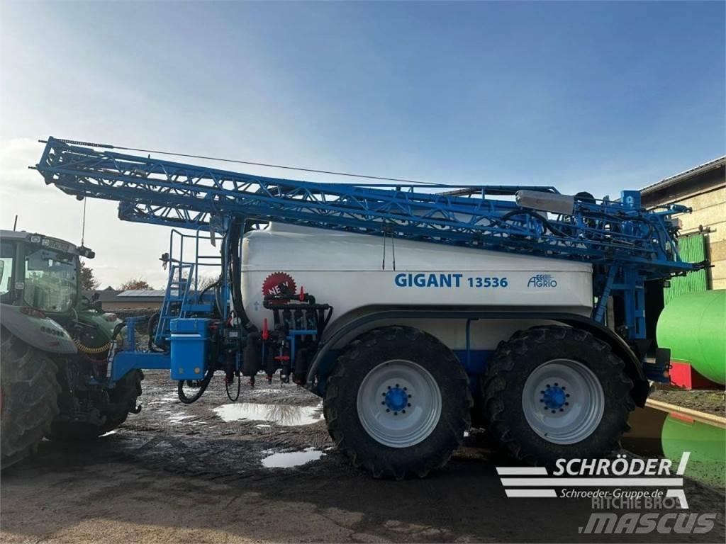 Agrio GIGANT 13500 الرشاشات
