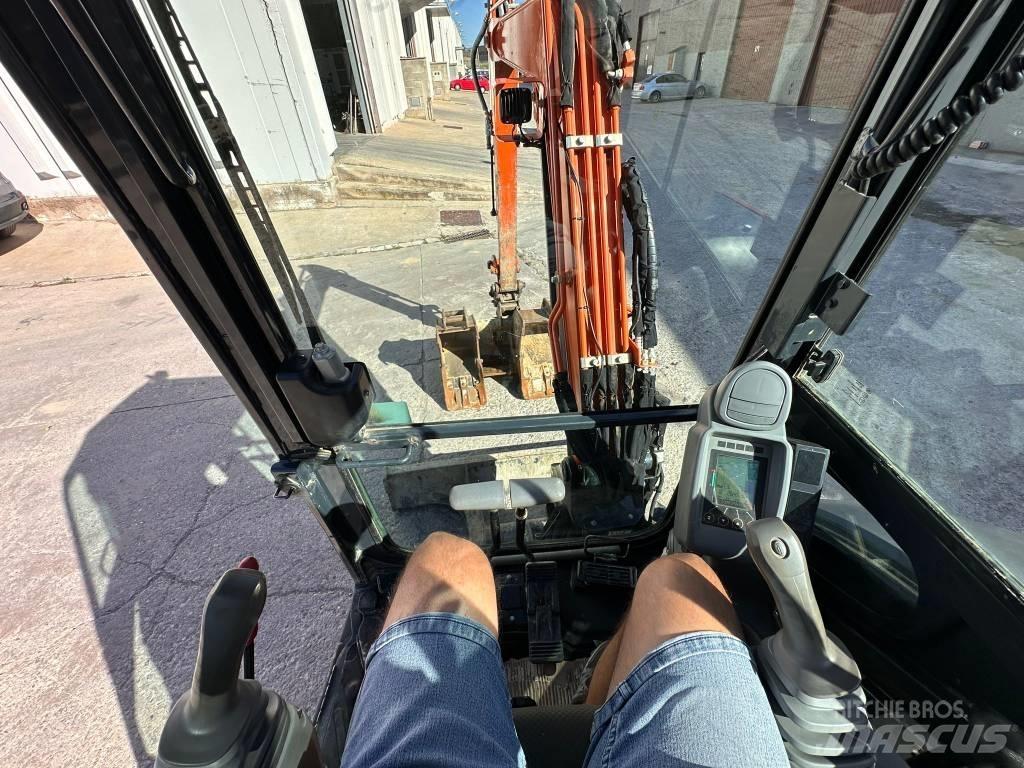 Hitachi ZX 33 U-6 حفارات صغيرة أقل من 7 طن (حفارات صغيرة)