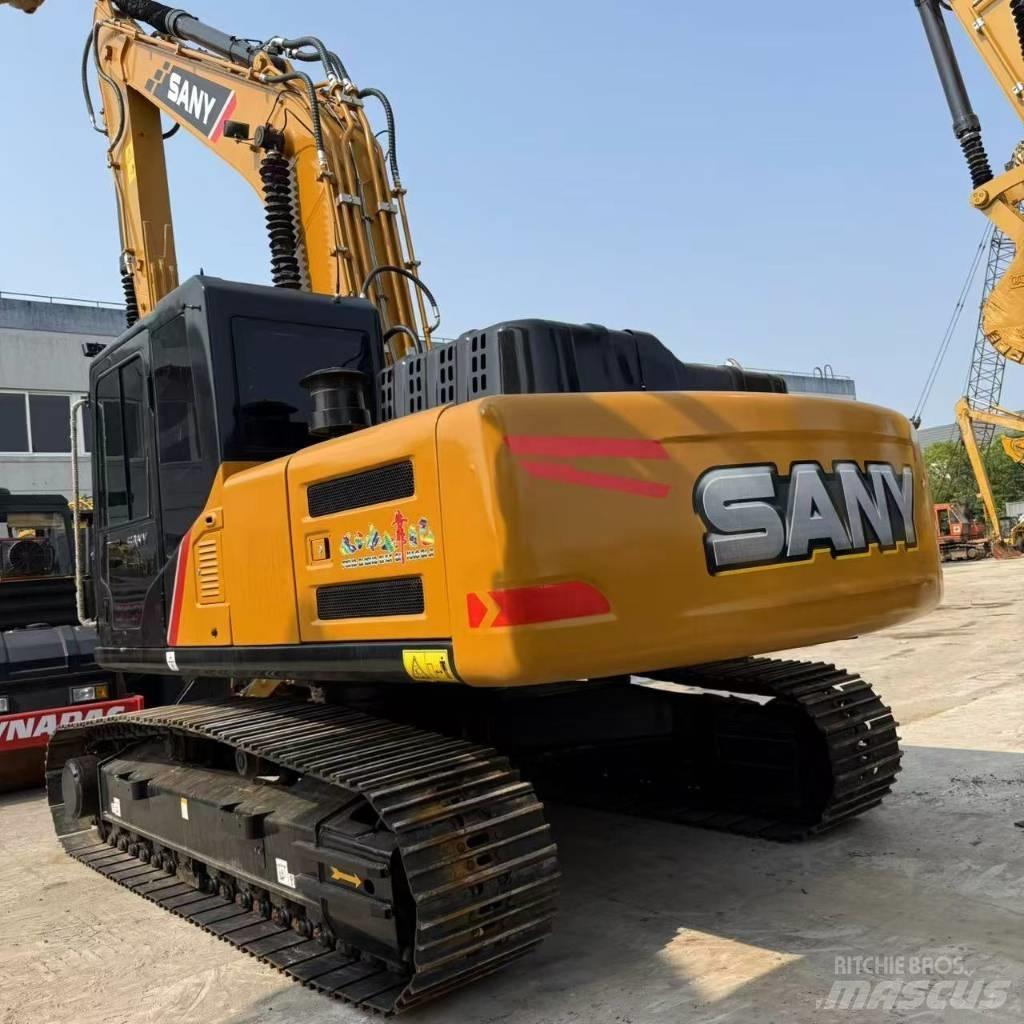 Sany SY 215 C حفارات زحافة