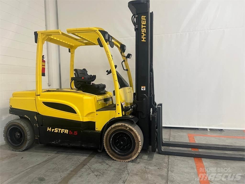 Hyster J5.5XN6 شاحنات ذات رافعات شوكية تعمل بالكهرباء