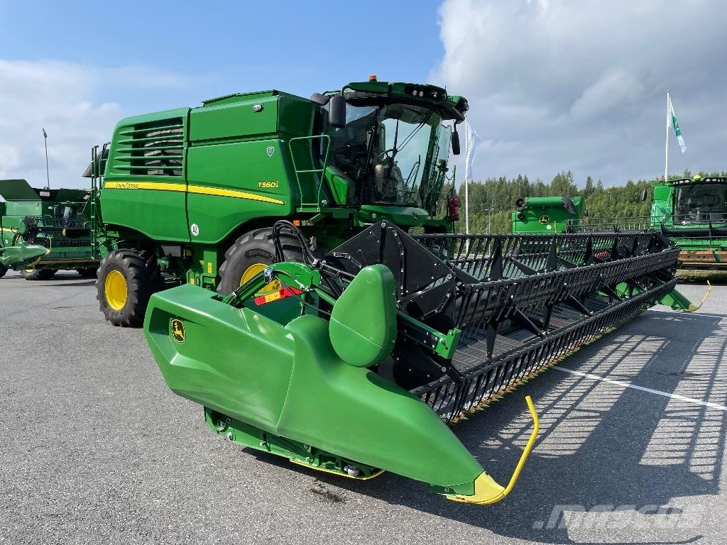 John Deere T 560 i حصادات