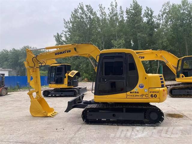 Komatsu PC 60-7 حفارات زحافة
