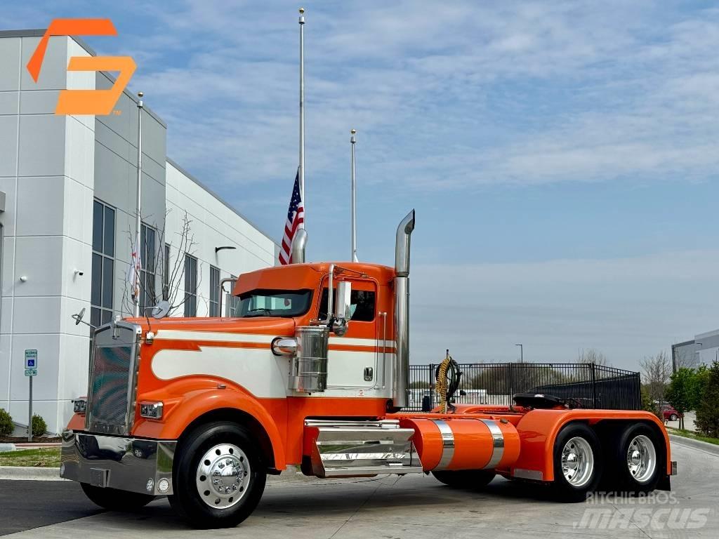 Kenworth W900 وحدات الجر