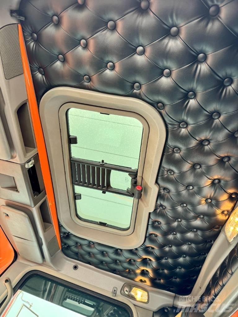 Kenworth W900 وحدات الجر