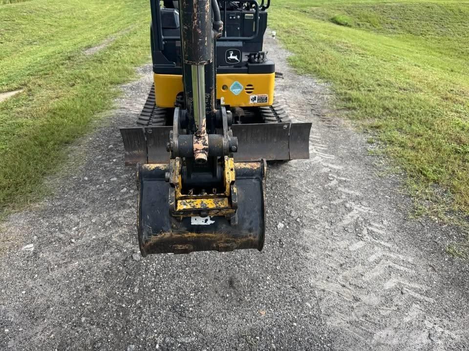 John Deere 17 G حفارات صغيرة أقل من 7 طن (حفارات صغيرة)