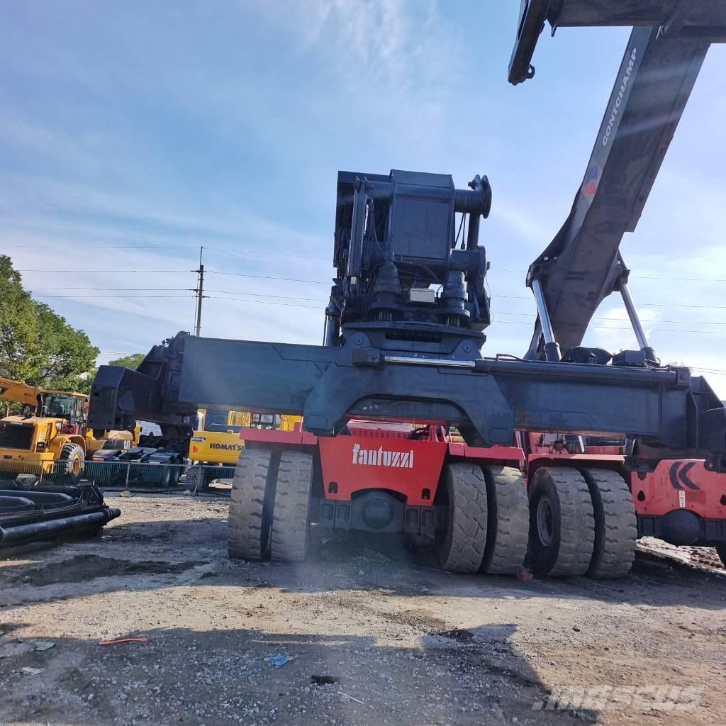 Fantuzzi CS 45 KM رافعات حاويات