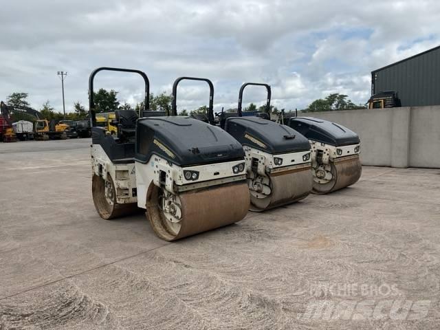 Bomag BW 135 AD-5 مداحل ثنائية الاسطوانة