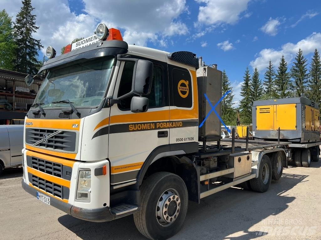 Volvo FM 480 شاحنات بمقصورة وهيكل