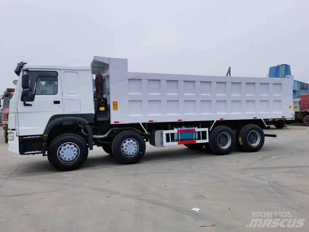 Howo 371 8X4 تفريغ المقطورات