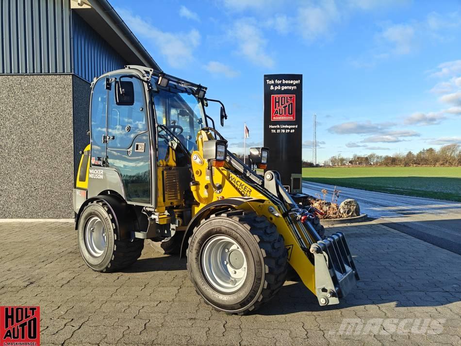 Wacker Neuson WL 25 لوادر صغيرة