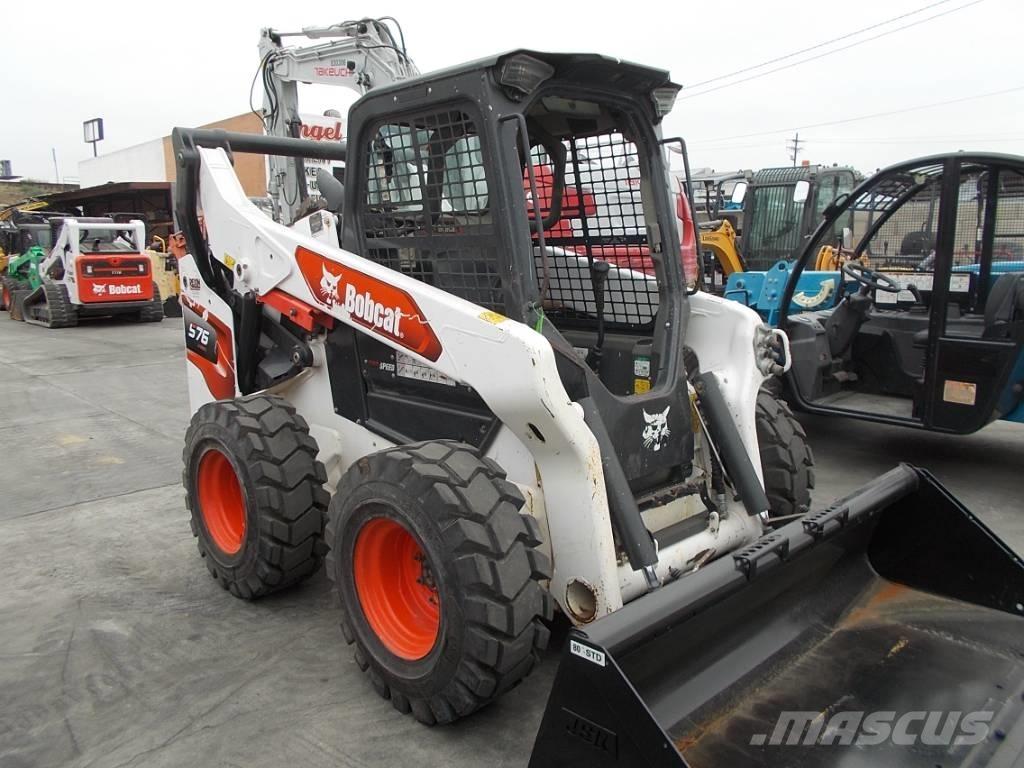 Bobcat S 76 لوادر انزلاقية التوجيه