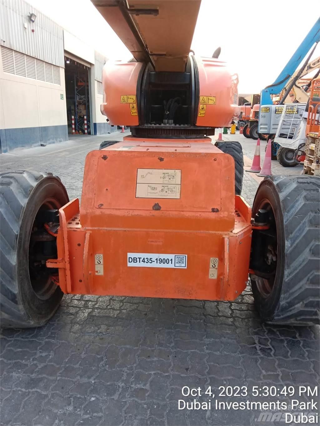 JLG 1350SJP رافعات سلة تلسكوبية