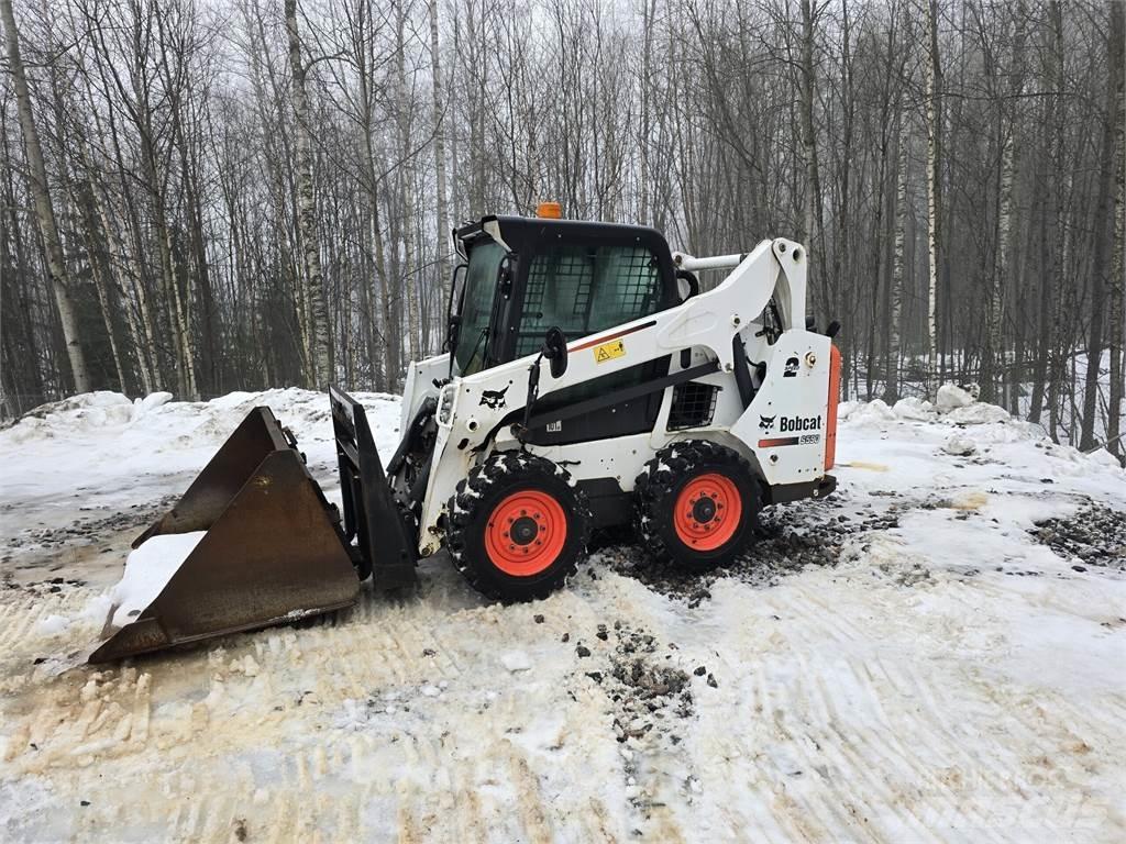 Bobcat S590 لوادر انزلاقية التوجيه