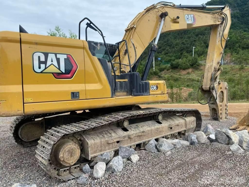 CAT 330 GC حفارات زحافة