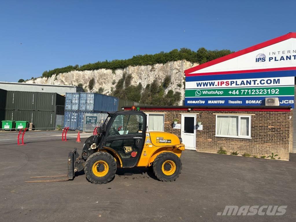 JCB 520-40 مناولات متداخلة
