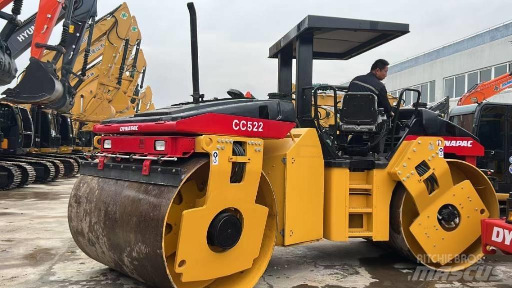 Dynapac CC 522 مداحل ثنائية الاسطوانة