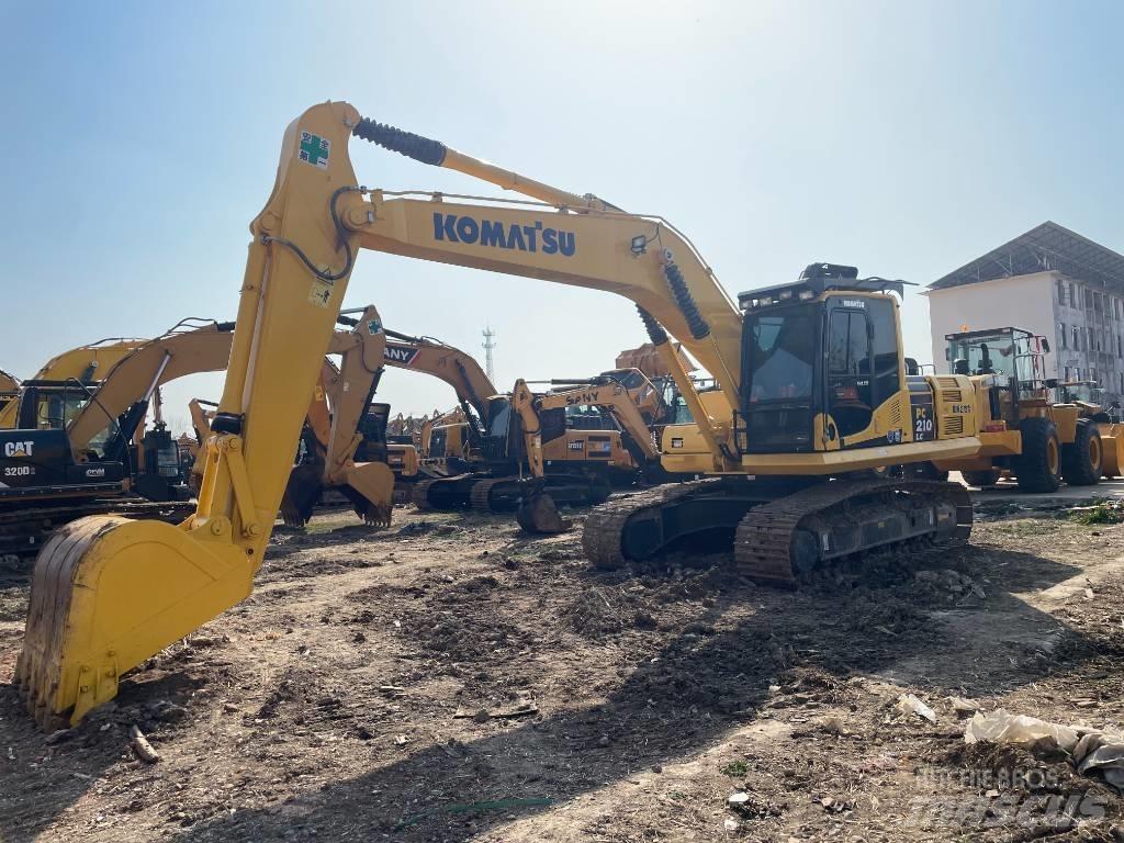 Komatsu PC 210 LC حفارات زحافة