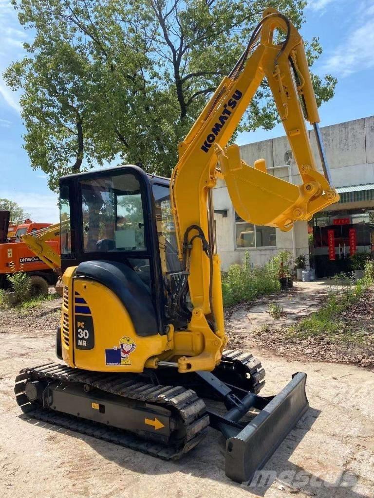 Komatsu PC 30 MR حفارات صغيرة أقل من 7 طن (حفارات صغيرة)