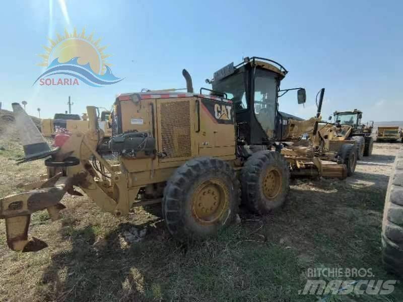 CAT 140 M معدات تمهيد الطرق