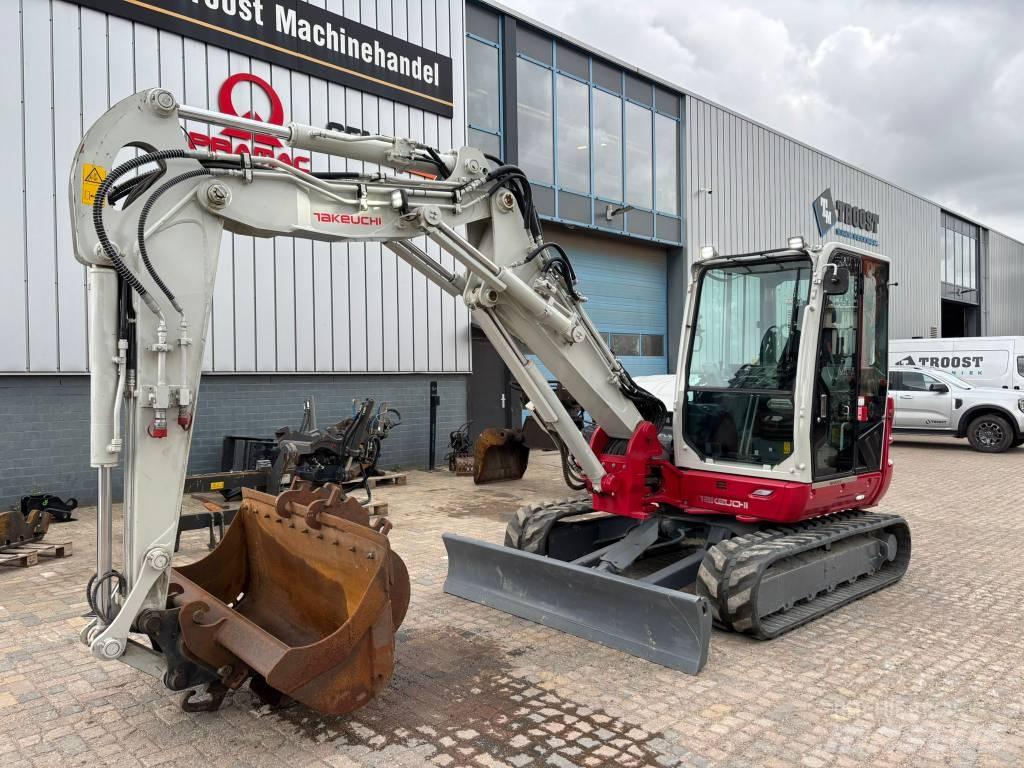 Takeuchi TB 370 حفارات صغيرة أقل من 7 طن (حفارات صغيرة)