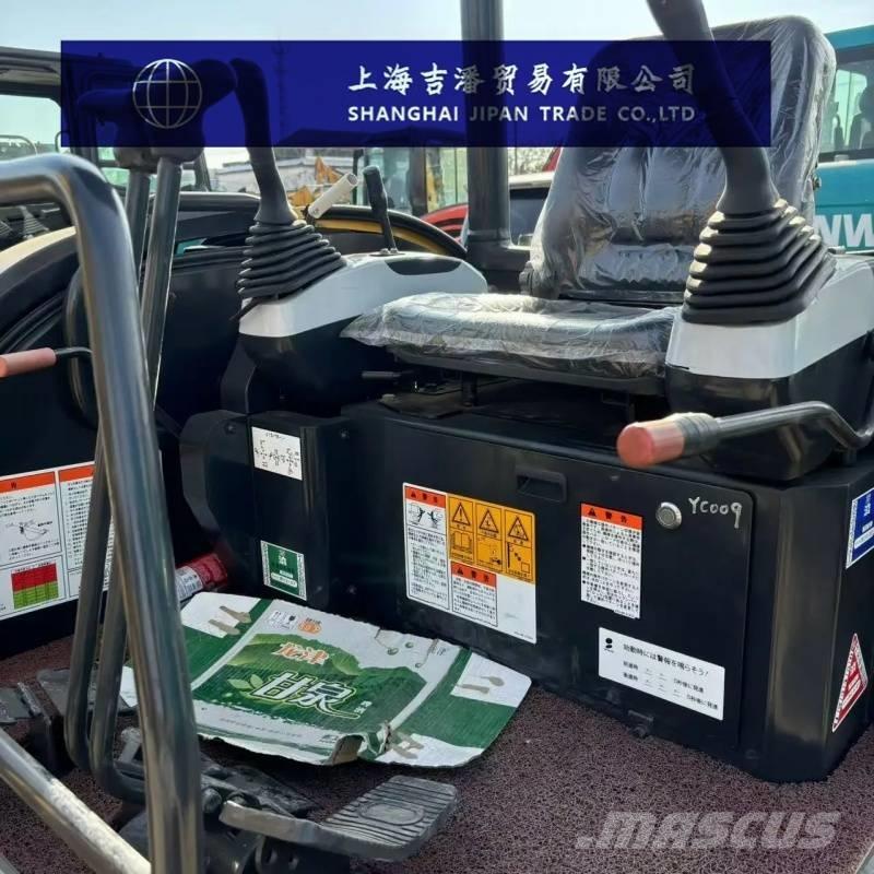 Komatsu PC 30 حفارات صغيرة أقل من 7 طن (حفارات صغيرة)