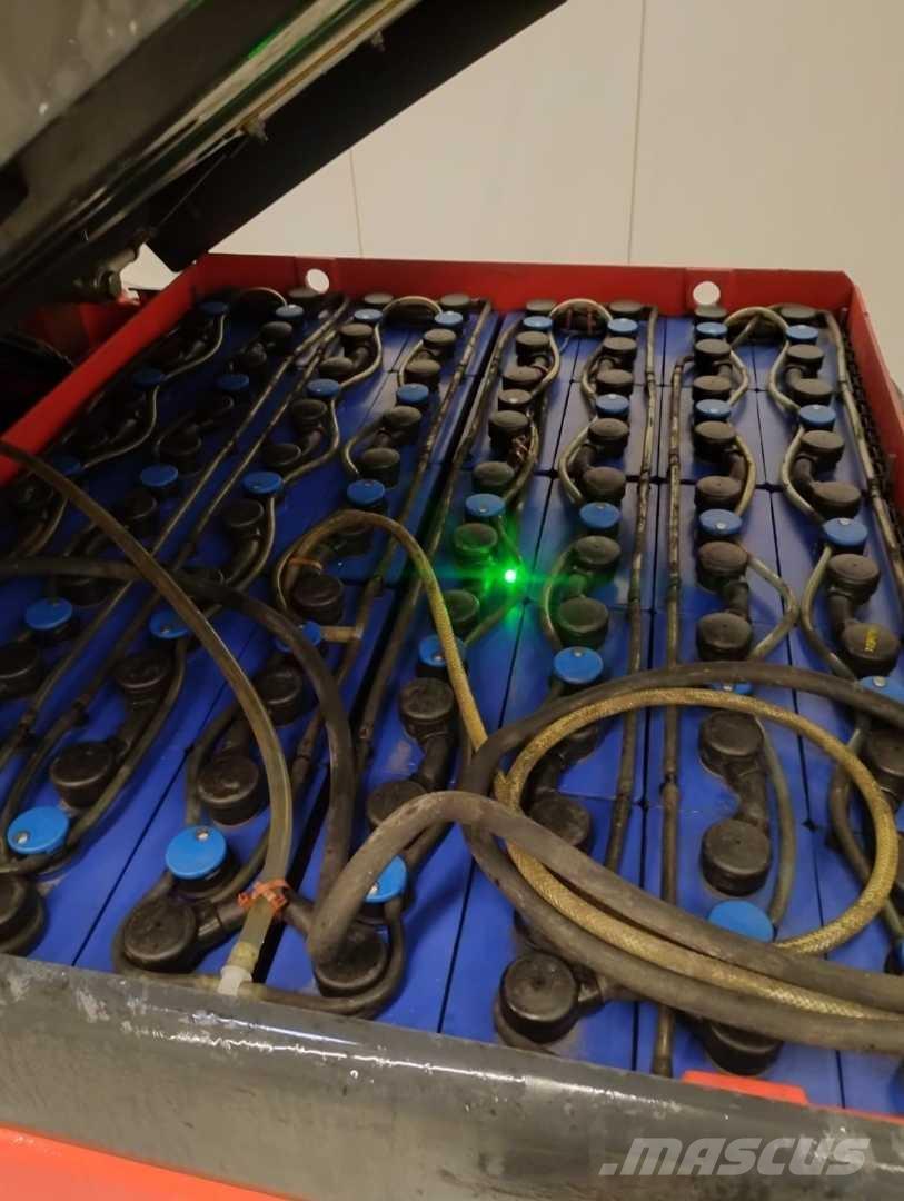 Linde E35HL شاحنات ذات رافعات شوكية تعمل بالكهرباء