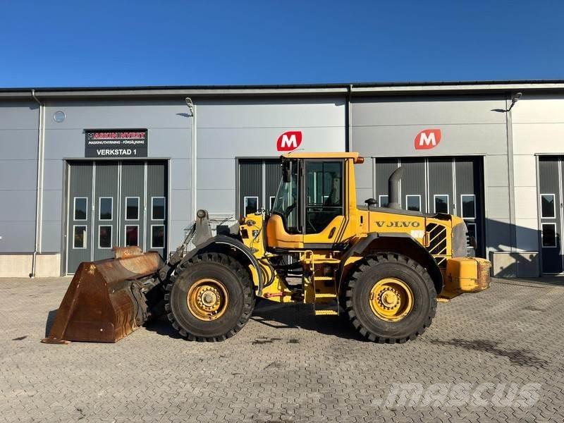 Volvo L90F لوادر بعجل