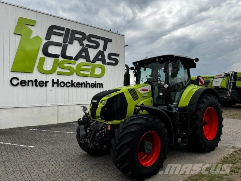 CLAAS AXION 870 الجرارات