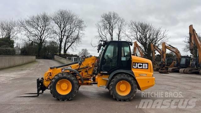 JCB TM 320 S مناولات متداخلة