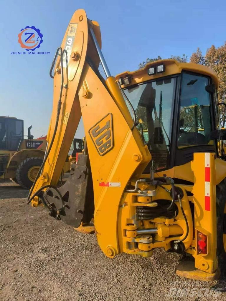 JCB 3 CX لوادر ذات جرافات عكسية