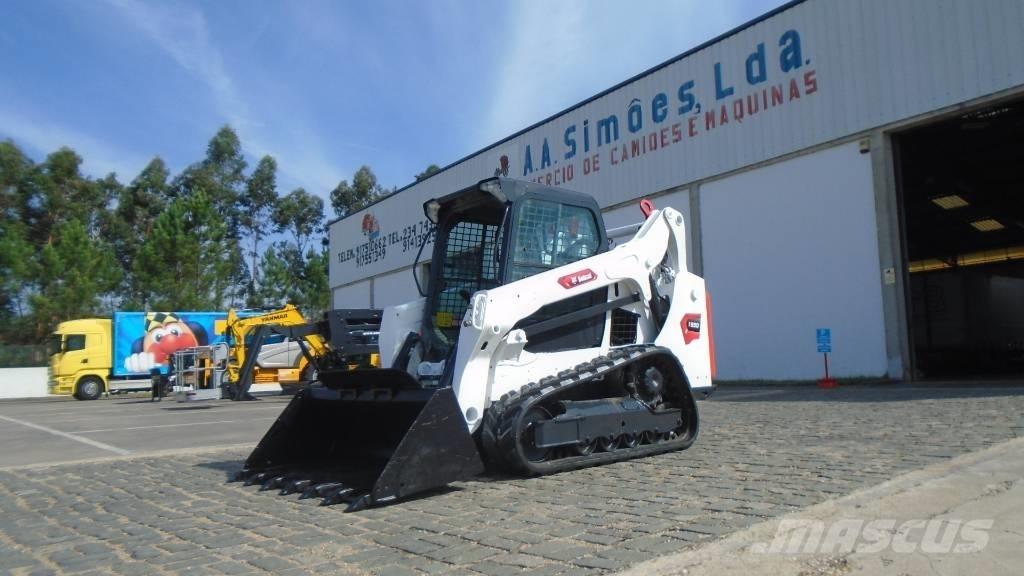 Bobcat T 590 لوادر انزلاقية التوجيه