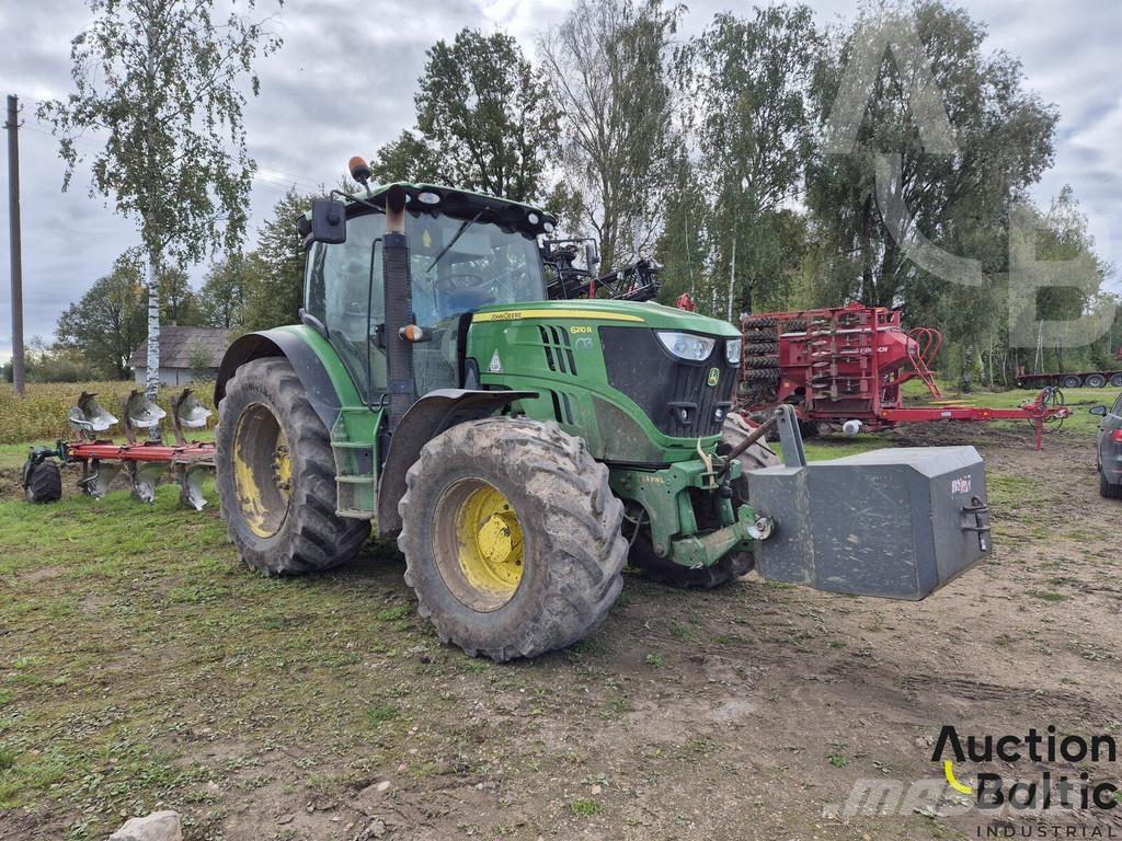 John Deere 6210 R الجرارات