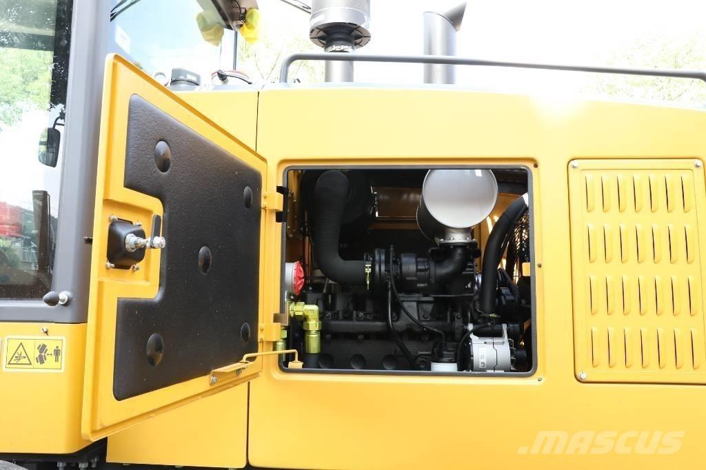 XCMG GR 165 معدات تمهيد الطرق