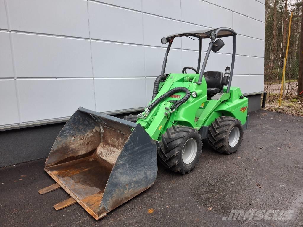 Avant 630 لوادر صغيرة