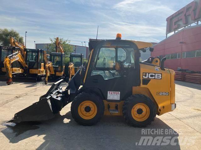 JCB 250 لوادر انزلاقية التوجيه